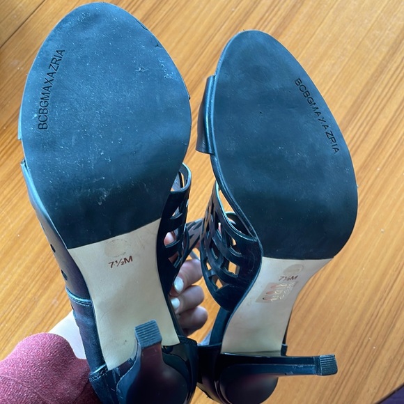 BCBG Cut out Heels | Size 8 - Picture 3 of 6